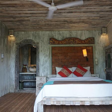 Dewa Jati House Bed & Breakfast Penginyahan Exterior photo